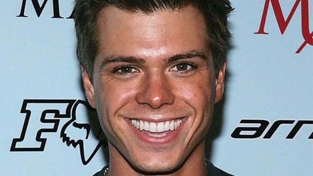 Matthew Lawrence Net Worth