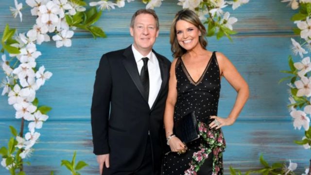 Why Did Savannah Guthrie Break Up