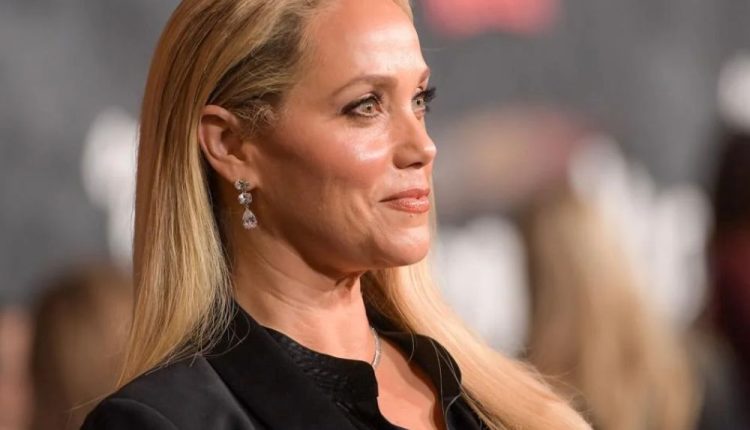 Elizabeth Berkley Reflects on Being “Locked Out” of Hollywood After Showgirls Bombed: “I’ve Never Given Up”