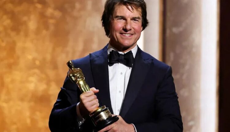 Tom Cruise Accepts His First Oscar, Says “Making Films Is Who I Am”
