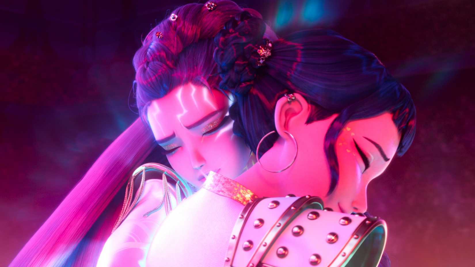 Rumi and Zoey hugging in KPop Demon Hunters