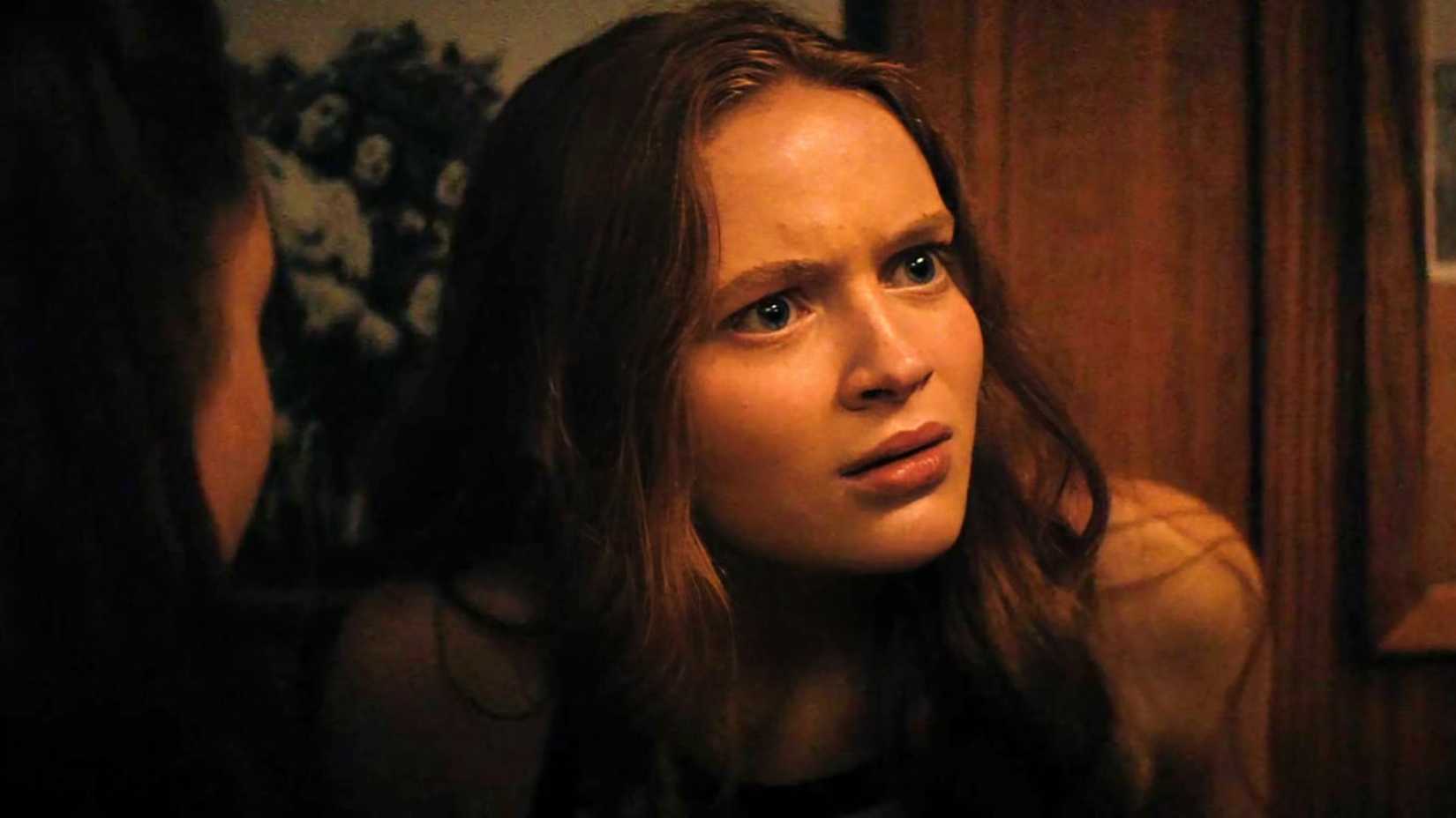 Sadie Sink as Ziggy looking confused in Fear Street Part Two 1978