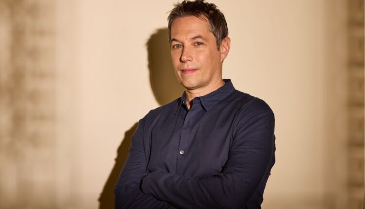 Sean Baker Urges Filmmakers to Protect Theatrical Releases After Netflix–Warner Bros. Deal