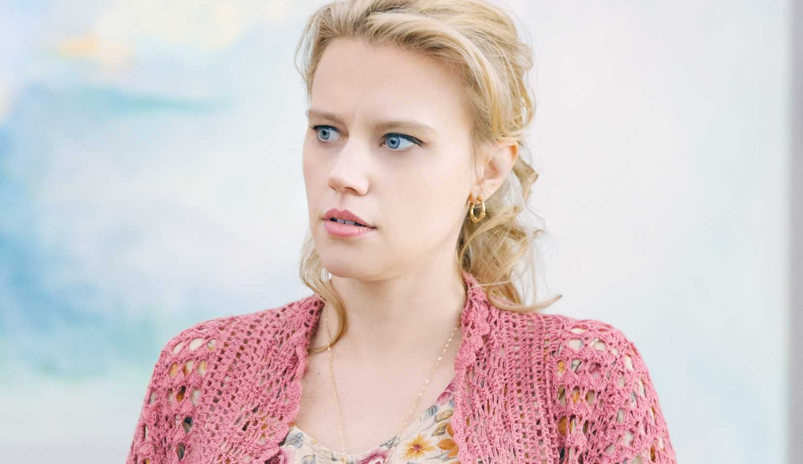 Kate McKinnon in In The Blink Of An Eye