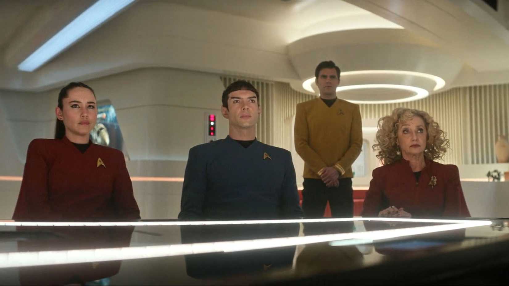 La'an, Spock, Kirk, Pelia