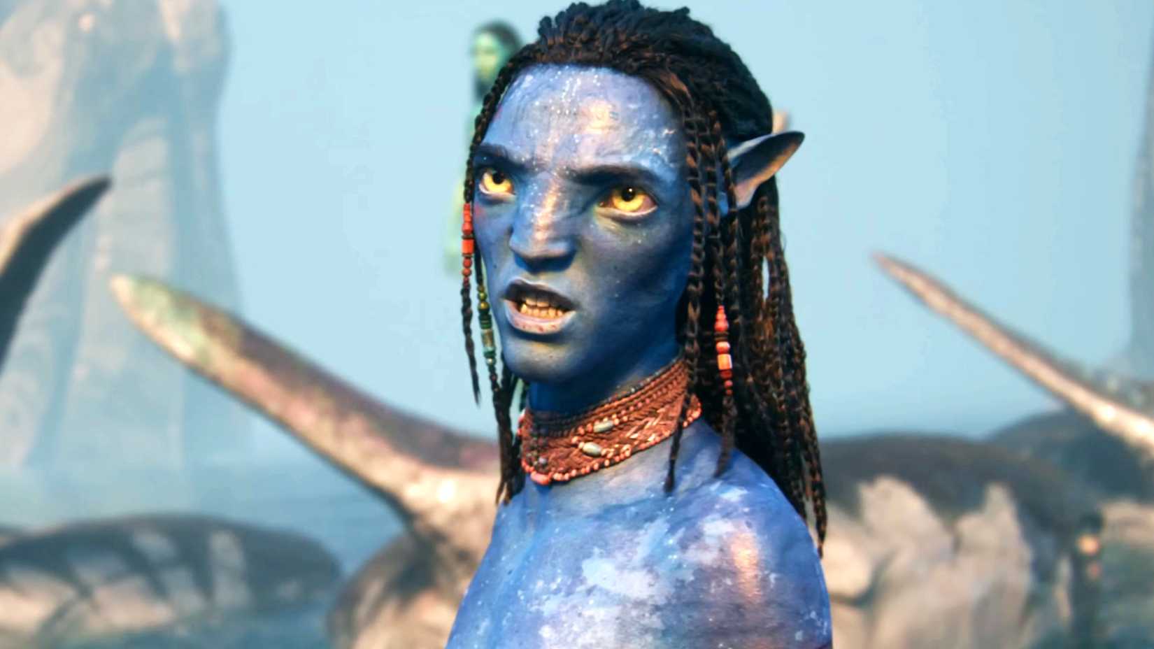 Lo'ak speaking with the elders in Avatar Fire and Ash