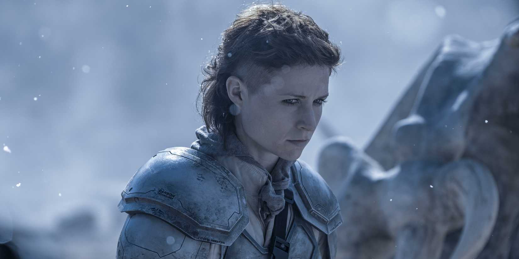 Niamh Algar as Mary Sue in Raised by Wolves